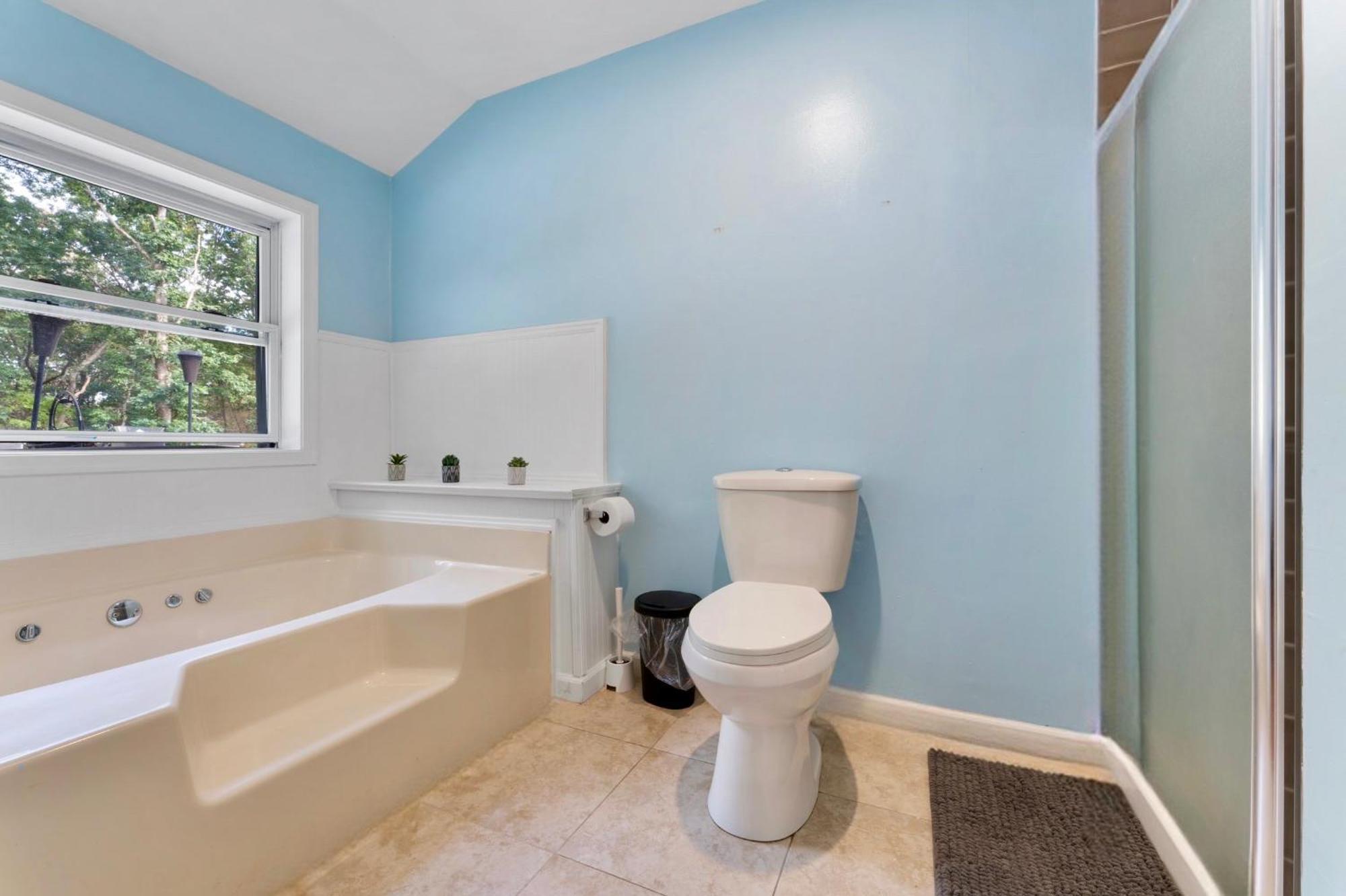 Gorgeous 4br With Hot Tub,pool& Sauna * East Stroudsburg